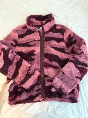 Old Navy Pink Camo Sherpa Teddy Jacket thumbnail 2