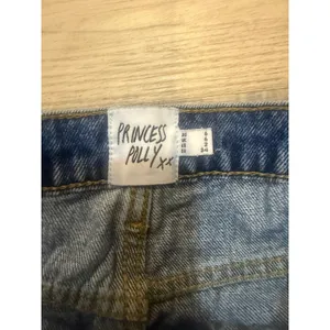 Princess Polly Hawke Frayed‎ Straight Leg Jeans - Mid Blue (Size US 2) thumbnail 3