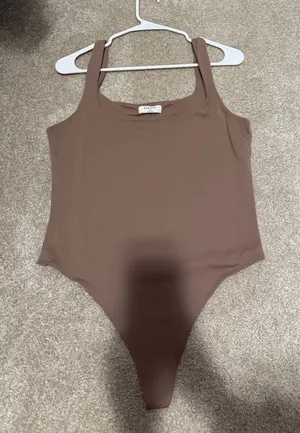 Aritzia Babaton Contour Bodysuit thumbnail 1