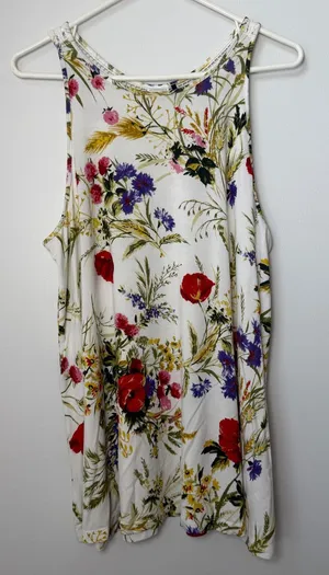 Anthropologie Akemi + Kin Sleeveless Floral Bohemian Top with Crochet Back Sz XL thumbnail 1