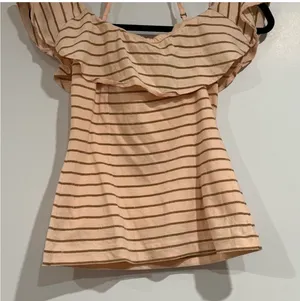 & Other Stories Blush Pink Off-Shoulder Ruffle Top thumbnail 3
