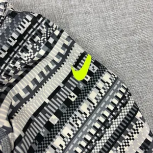 Nike Pro Dri-FIT Shirt Womens Medium Gray 1/4 Zip Geometric Running Athletic Top thumbnail 4