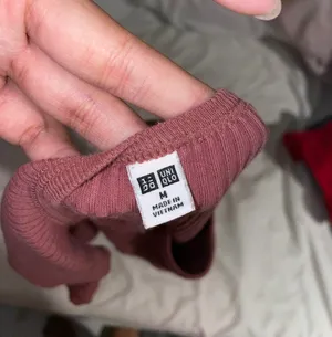 Uniqlo Ribbed Tee thumbnail 4
