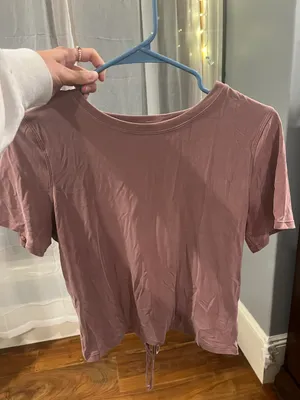 Lululemon Short Sleeve Top thumbnail 1