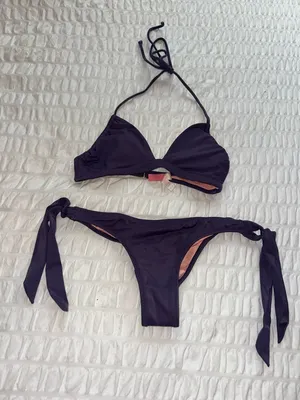Victoria's Secret Purple Tie-Side Bikini Set thumbnail 1