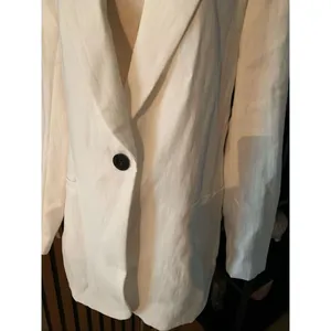 Zara white blazer oversize size xs work attire classy work blazer NWT thumbnail 2