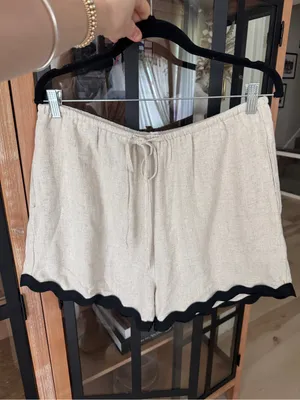 Anniewear linen set contrast trim scalloped beige tank crop top shorts neutral thumbnail 4