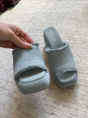 Baby Blue Frayed Slide Heels by Circus by Sam Edelman (Size 7) thumbnail 4