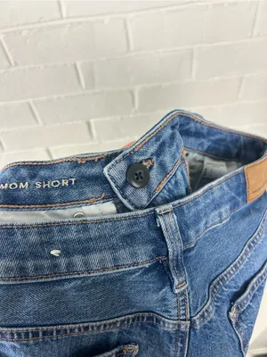 American Eagle Crossover Waist Highest Rise Denim Mom Shorts Size 6 thumbnail 4
