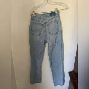 Abercrombie & Fitch 90s Straight Ultra High Rise Curve Love Jeans 27/4S thumbnail 7