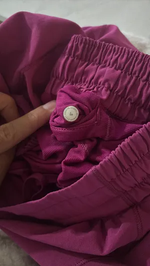 Lululemon Hotty Hot Shorts 2.5" thumbnail 4