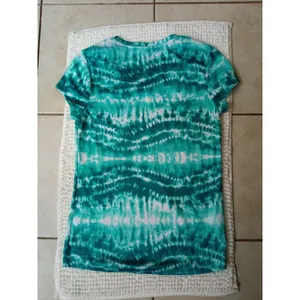 Danskin Now Women's T-Shirt Green/White Tie Dye Size Small thumbnail 3