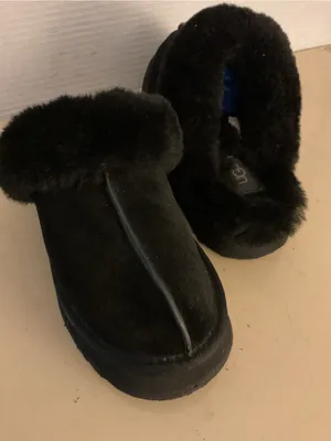 UGG women Black Suede fur platform slipper shoes US 6 thumbnail 3