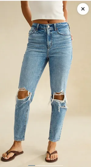 American Eagle Jeans Mom Ripped thumbnail 1