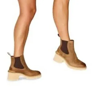 Sorel Hi-line‎ heel waterproof Chelsea boots tan leather women's size 10 trendy thumbnail 1