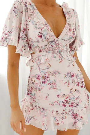 Selfie Leslie Belle Cut-Out Detail Frill Accent Dress Floral Print thumbnail 3