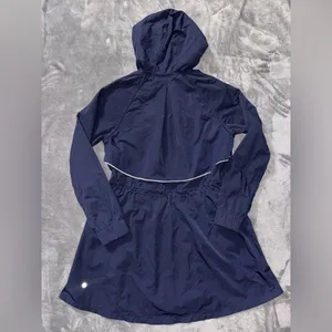 Lululemon Women’s Pack & Glyde Hooded Jacket‎ Windbreaker Navy Blue Size 4 thumbnail 8