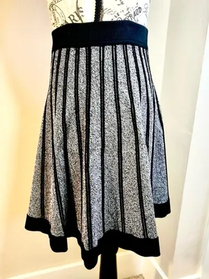 ALC Frank 💥Black Gray Marled Knit A-Line Flare Knit Skirt Pull-On Stretch Size S💛 thumbnail 6