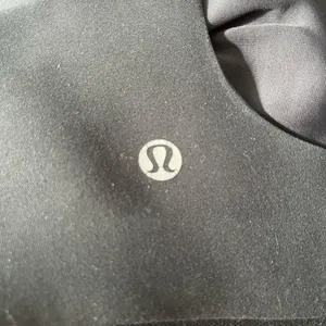 Lululemon Resizable Bra Size 34DD thumbnail 5