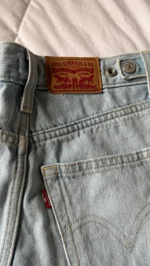 Denim Levi’s Shorts thumbnail 3