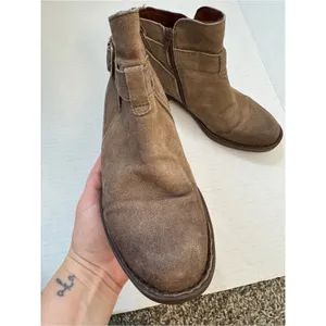Born Brown Leather Distressed Ankle Boots Womens 8 Boho Fall Chunky Lug Casual thumbnail 11