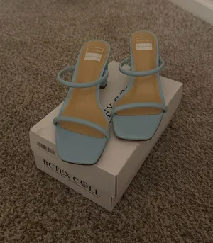 Light Blue Heel thumbnail 1