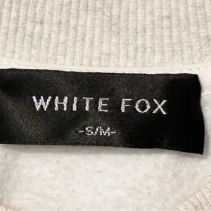 White Fox Boutique Spicy‎ Gal Crewneck Sweatshirt Women Size S/M Heather Gray thumbnail 4