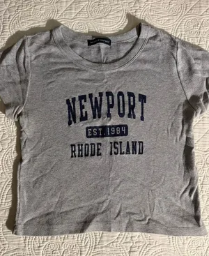 Brandy Melville Rhode Island shirt thumbnail 1