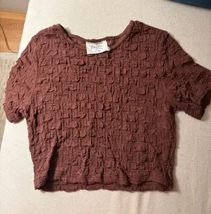 The Native One Crop top thumbnail 1