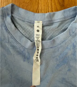 Lululemon Train to Be Mesh Breathable Short Sleeve Blue thumbnail 2