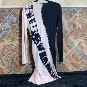 Young Fabulous & Broke Elegant Blue / Black and Pink Tie-Dye Dress Size Large thumbnail 4