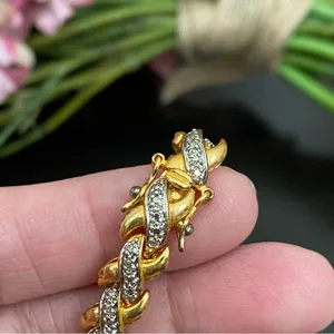 PAJ BR China Gold-tone Diamond Illusion Box Clasp Double Prong X Link Bracelet thumbnail 12