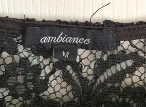 Black lace crop Top Size M thumbnail 3