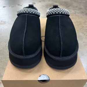 Ugg Women's Black Slippers thumbnail 3