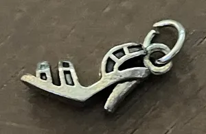 Silver Tone High Heel Charm Pendant thumbnail 1