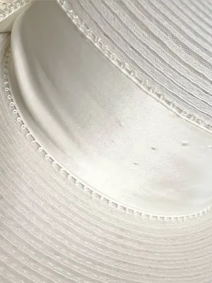 American Vintage Vintage Ivory White Wide Brim Floral Fascinator Derby Hat Wedding Church Bride thumbnail 7