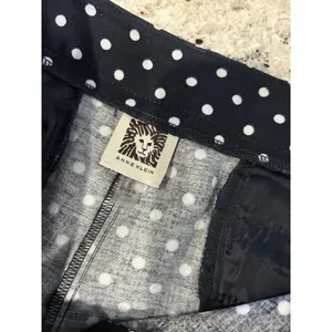 Anne Klein Women’s Sz 8 Blue White Polka Dot Chino Casual Summer Modest Shorts thumbnail 4