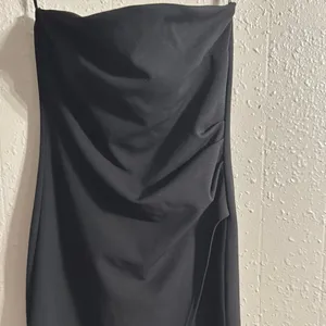 Windsor Black Strapless Gown thumbnail 2