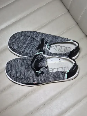 Glitter Wendy Sox Hey Dude Shoes Gray Knit Slip-On Sneakers 6 Loafers thumbnail 2