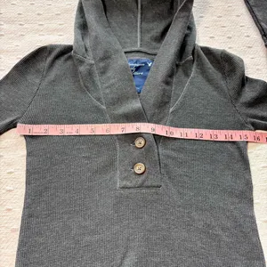 American Eagle Vintage Y2K Gray Long shirt with hoodie Size S thumbnail 5