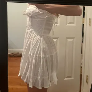 Dress thumbnail 2