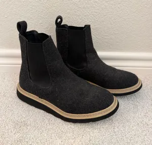 black felt chelsea boots thumbnail 1