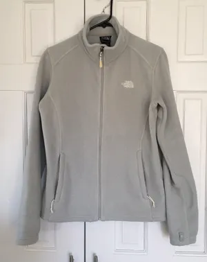 North Face Women’s Fleece Jacket Size M Gray thumbnail 1