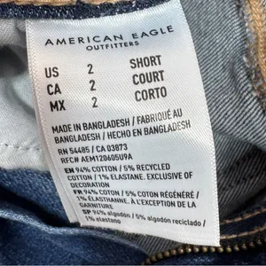 American Eagle Mom Jeans Women 2 Short Blue Tapered Leg High Rise Stretch Y2K‎ thumbnail 12