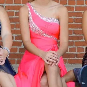 Hot Pink One Sholder Sparkly Prom Dress thumbnail 3