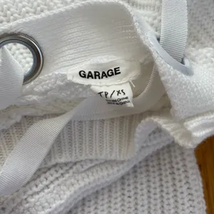 GARAGE Size XS/TP White Crop Knit Sweater thumbnail 5