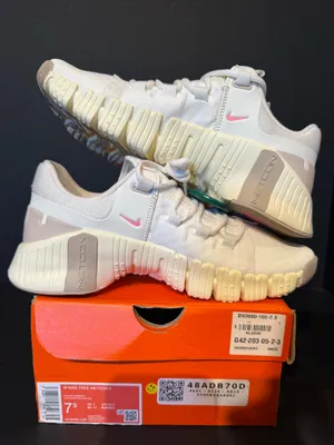 Women’s Nike Free Metacon 7.5W thumbnail 2
