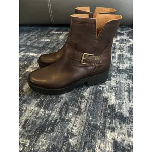 ZODIAC Miller Boots Brown Leather Buckles Zip Biker Moto Lug Sole Women’s 10 EUC thumbnail 2
