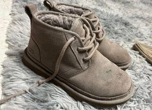 UGG Boots Neumel thumbnail 1