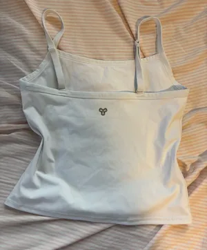 Aritzia Golden Tank Workout  thumbnail 1